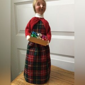 Byers’ Choice Caroler